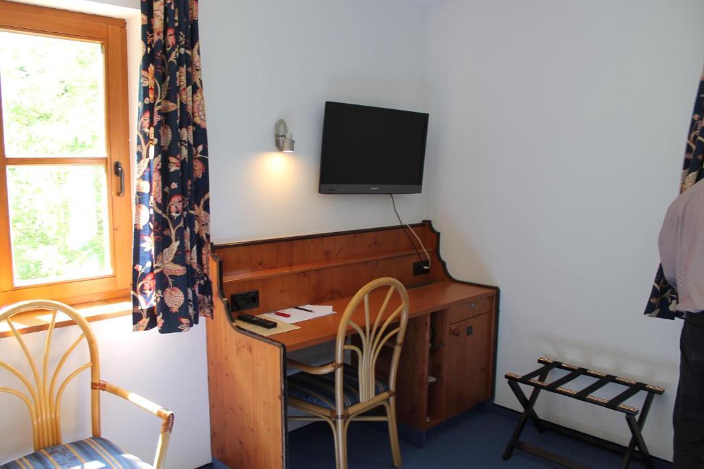 Hotel Hoefler B&B Neurenberg Kamer foto