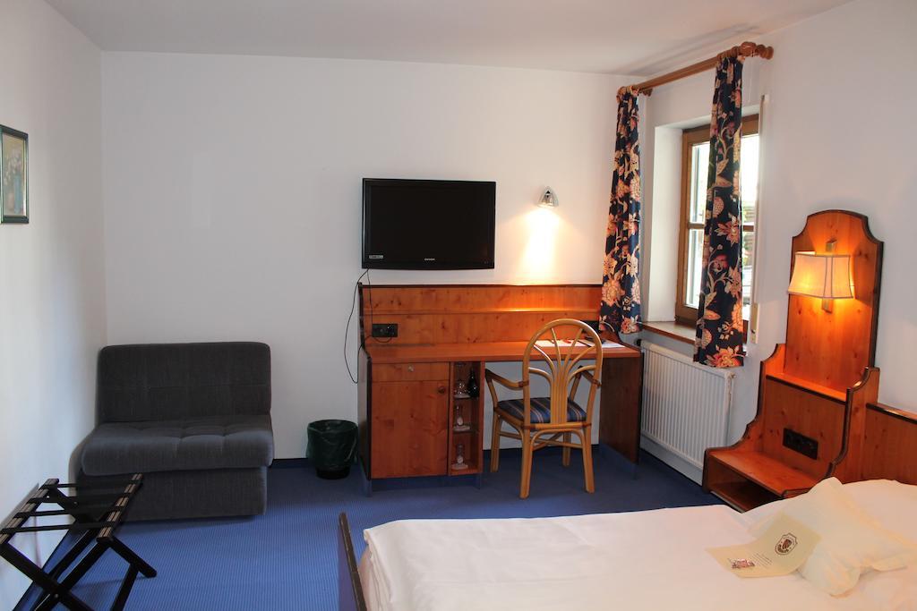 Hotel Hoefler B&B Neurenberg Buitenkant foto